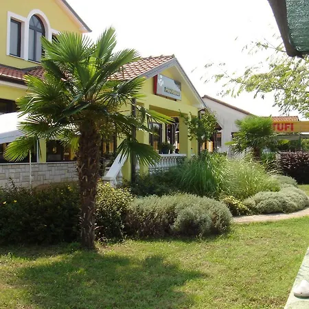 Palombaro Gasthof Kmeti